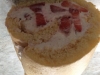 Bisquitrolle mit Erdbeeren