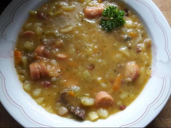 Kartoffelsuppe-Eintopf nach Hausfrauen-Art