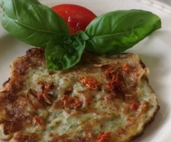 Buttermilchplinsen mit getrockneten Tomaten