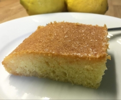 Lemon Drizzle Cake (nach einem Video der youtuberin 'thermiliscious'