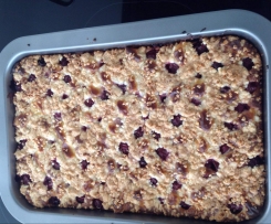 Dinkel-Kirsch-Streuselkuchen