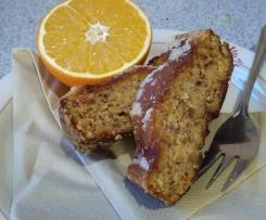 Saftiger Orangenkuchen mit Mandeln