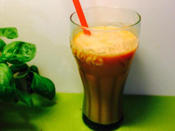 Karotten - Orangen - Bananen Smoothie