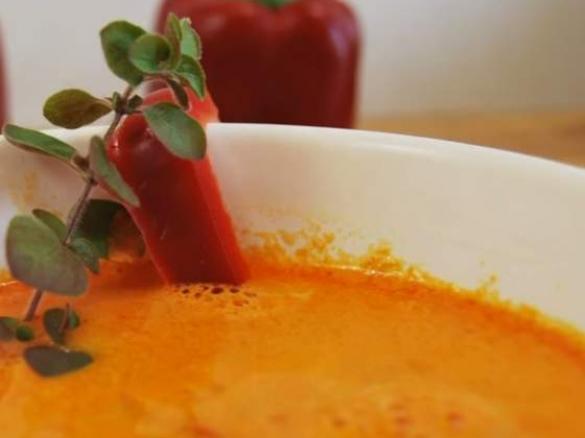 Würzige Kartoffel-Paprikasuppe