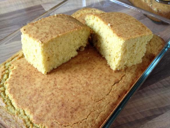 Maisbrot  (Cornbread)