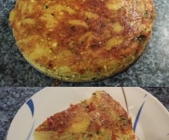 Tortilla de patatas con calabacín pimiento rojo