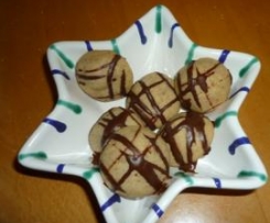 Nusskugeln mit Überraschung  " Fröhliche Weihnachten " mit Variation