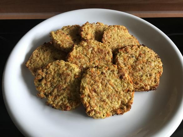 Sellerie-Möhren-Puffer im Backofen, low carb Gericht