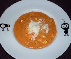 Gnocci mit Tomaten-Sahnesoße und Feta