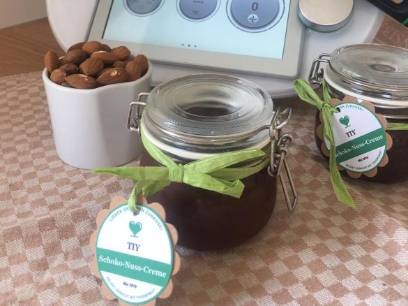 Schoko-"Nuss"-Creme (Nu***la ohne Industriezucker)
