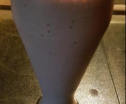 Nicoles cremiger leckerer neuer Kirsch-Bananen-Schokoladen Shake für Groß und Klein