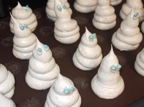 Halloween Gespenster aus Baiser