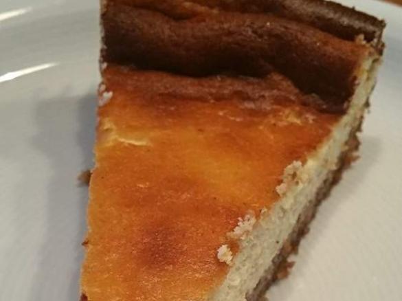 Käsekuchen mit Mandelboden - low carb - keto