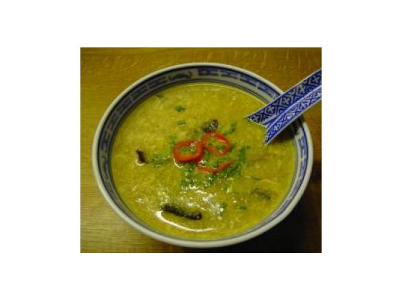 Scharf-saure Suppe wie beim Chinesen