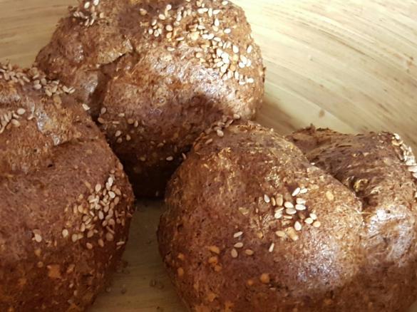 Chia - Eiweiß Brötchen Low Carb