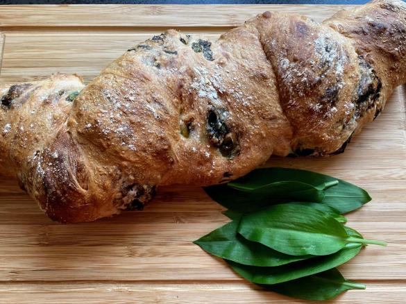 Dinkel-Bärlauch-Knorzen