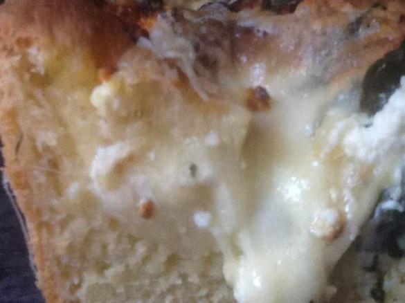   SPINAT-FETA-KNOFI-BROT