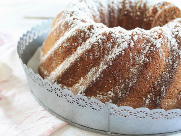 Nutella-Gugelhupf-Kuchen