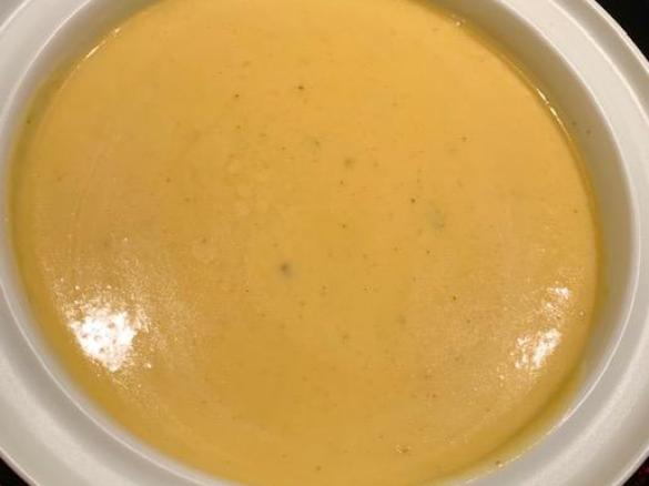 Schaumige Kürbis-Kokos-Suppe VEGAN