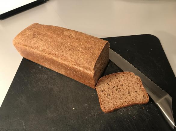 Dinkel-Vollkorn-Brot
