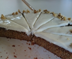 Saftiger Schoko-Möhren-Apfel-Kuchen (Vollwertig und wenig gesüsst!!!)