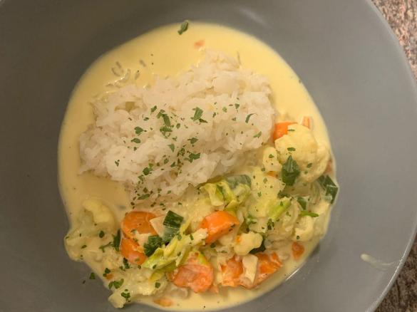 Blumenkohlcurry mit Reis