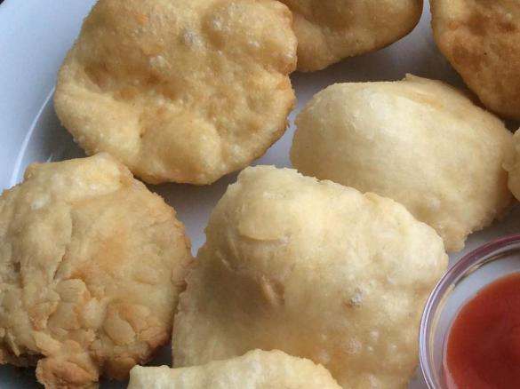 Frittierte Minipizzen (Pizette alla napoletana)