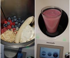 Frühstückssmoothie beeren shake frisch lecker schnell & gesund