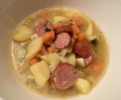 Gemüseeintopf mit Mettenden/ Weiße Bohnensuppe