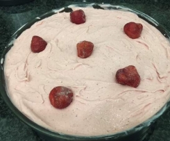 American Cheesecake New York Style mit Erdbeertopping