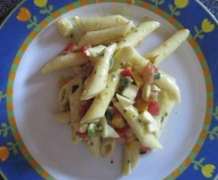 Nudelsalat mit leckerem Öl-Essig-Dressing