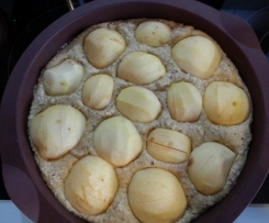 Saftiger Apfel Nuss Kuchen