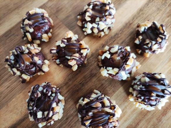Karamell-Mandel-Kugeln/Weihnachtsplätzchen