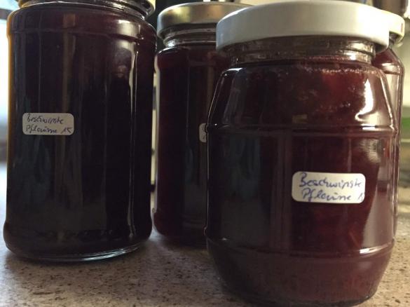 Beschwipste Pflaumen-Konfitüre (mit Rotwein)