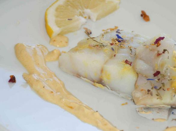 Kabeljau-Filet mit Sauce Cafe de Paris