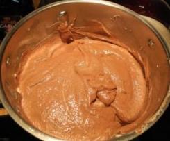 feste Schoko-Buttercreme für Torten