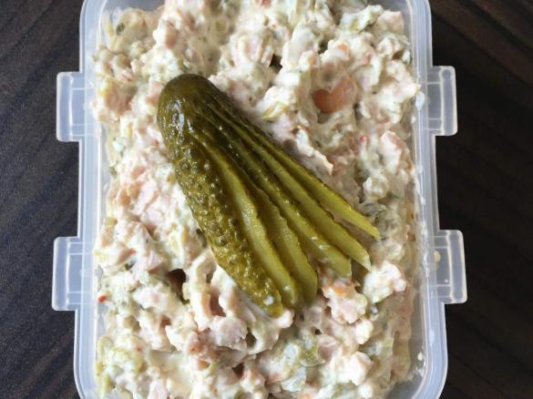 Fleischsalat mit Frischkäse