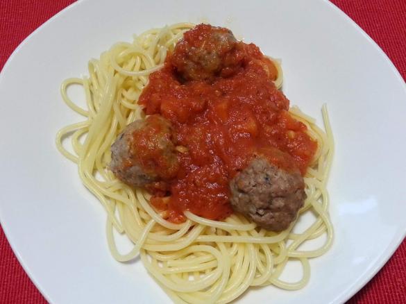 Hackfleischbällchen mit Tomatensoße für Spaghetti alla Susi