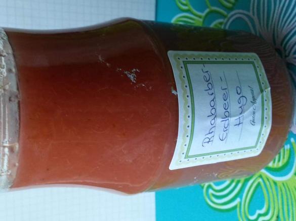 Rhabarber- Erdbeer- Hugo Marmelade