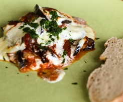 Überbackene Auberginen