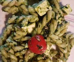 Bärlauch Nudelsalat mit Feta