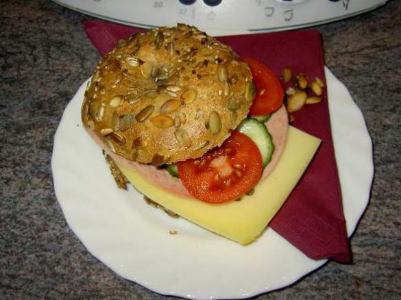 Körnige Fitness-Bagels/Brezel