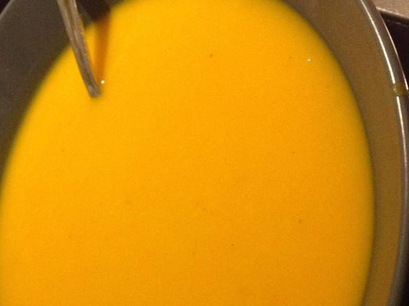 Fruchtig-scharfe Kürbissuppe