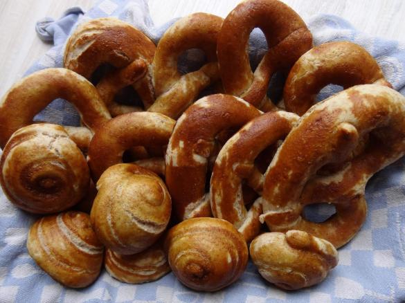 Dinkelbrezen - Brezen - Laugenschnecken