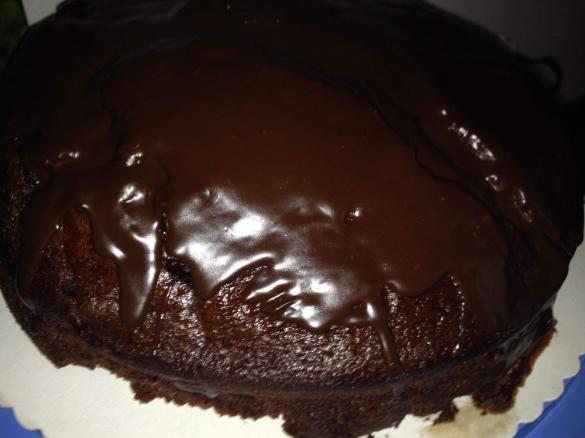 Schwedischer Schokoladenkuchen mit Canache