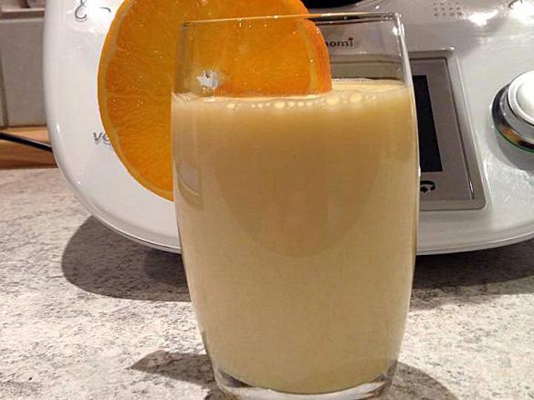 Orangen-Joghurt-Drink