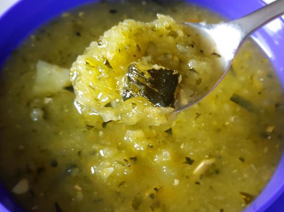 Variation Zucchinisuppe (vegan)