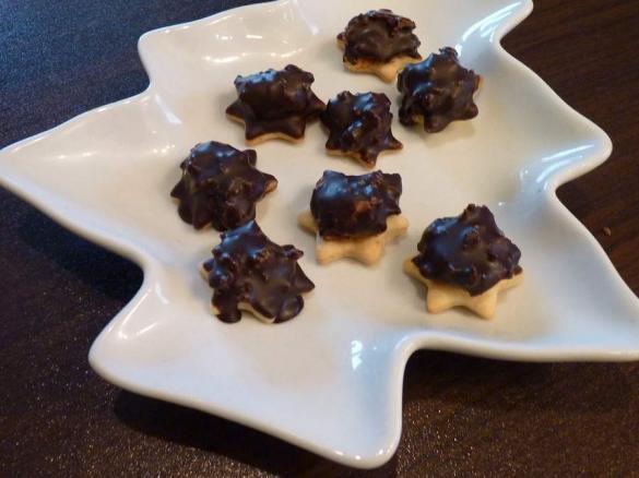 Nougat-Hütchen - Plätzchen für Nougatfans