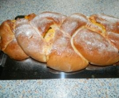 Variation von Vanille-Karamell-Nusszopf [Vanillezopf]