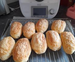 Kartoffel-Möhren-Käsebrötchen